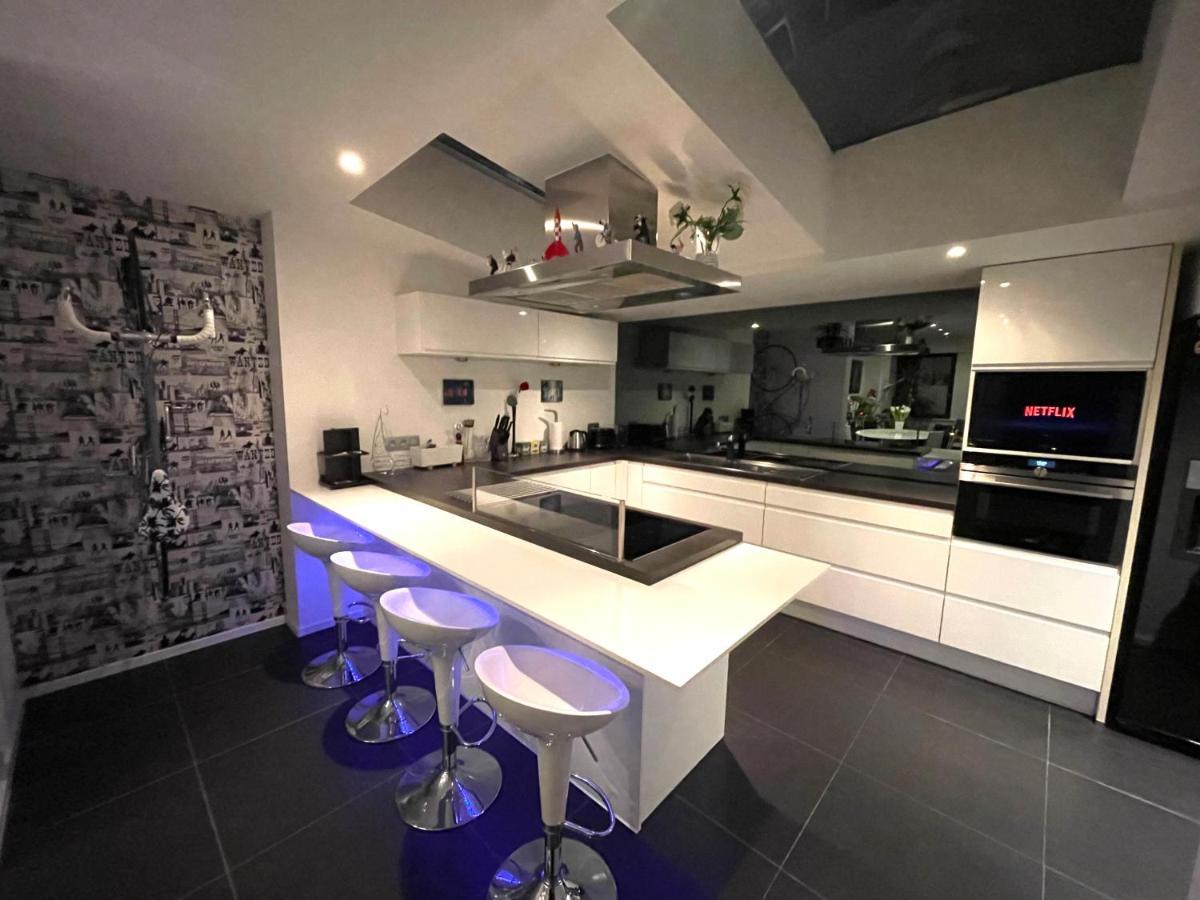 Modern 1Br House Near Heysel, Expo, Palais 12, Atomium, Uzvub Et Stade Roi Baudouin Apartment Wemmel Luaran gambar
